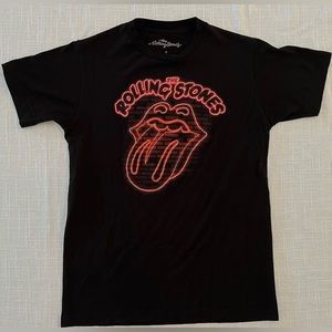 ❣️2/$25❣️ THE ROLLING STONES Neon sign men’s black graphic T-shirt | SMALL